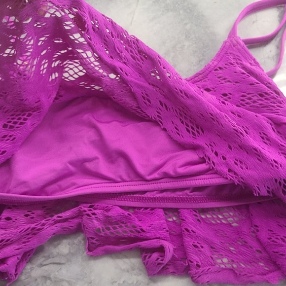 Purple swimsuit - Picture 5 of 6